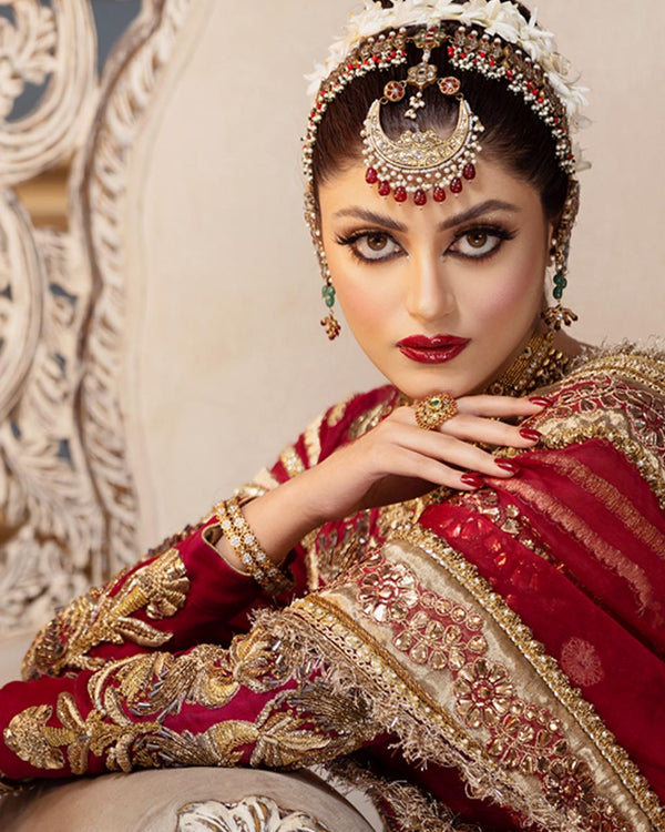 Makeup_Bridal_960_x1200-6_5d7410ab-036a-4b2c-b880-c061acb737e6