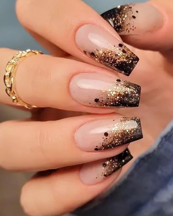 Nail Color Application (Glitter)